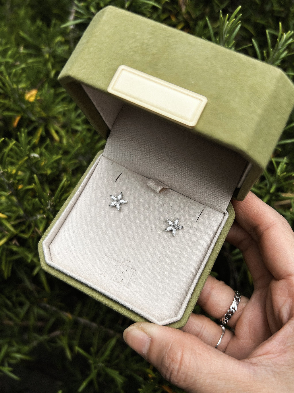Flower Duo Earrings